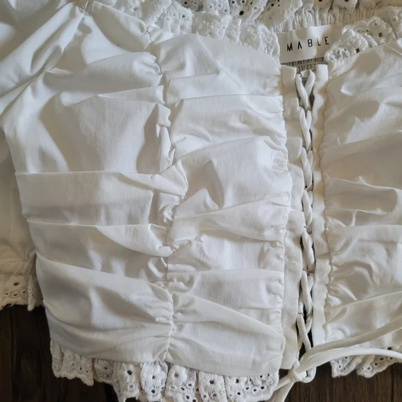 NWOT - MABLE Country Nights Cropped Lace Up Peasant Blouse - White - Picture 5 of 8